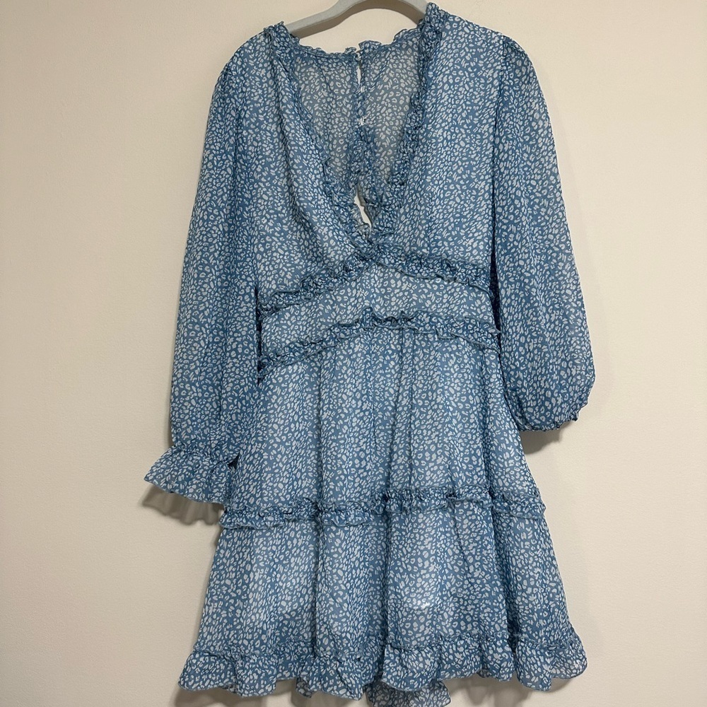 blue and white peasant dress Size Medium